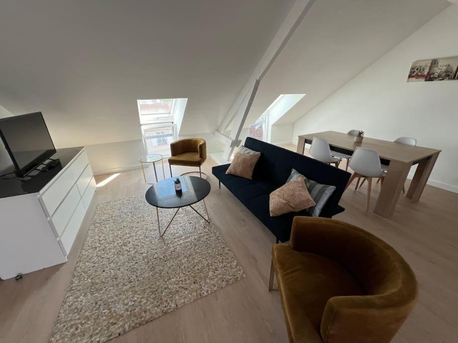 Appartement Neuf Proche Gare Margny-les-Compiegne Luaran gambar